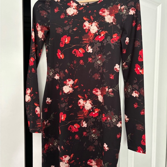 Wilfred Black Fleure Bodycon Dress - Picture 2 of 2